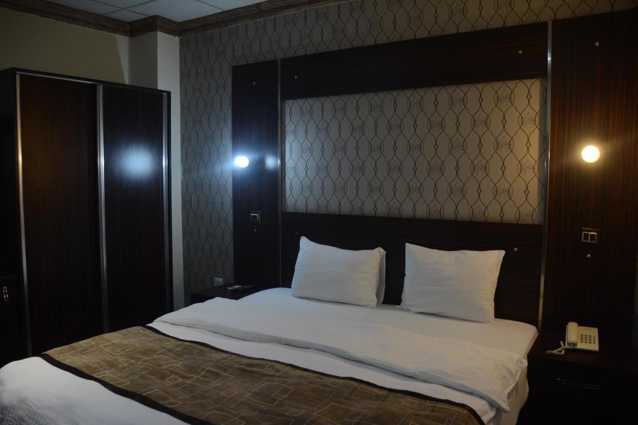 Karlovyvary Hotel Ankawa Erbil Buitenkant foto